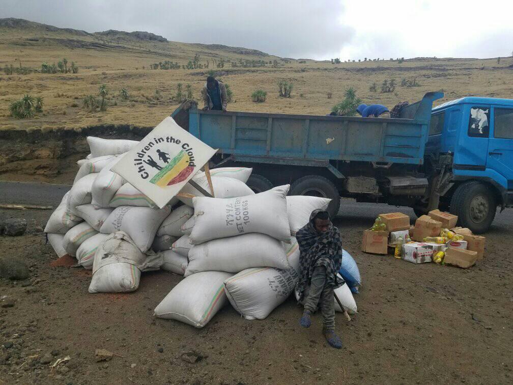 Camion avec aide alimentaire Ethiopie Covid-19